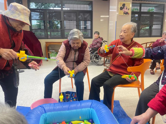 备战冬季运动会！国德康养热身赛正在进行中！